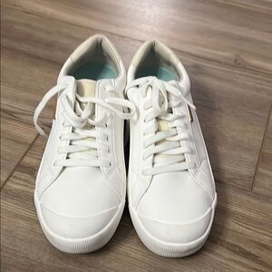 Dr. Scholl's White Sneakers Low-Top Casual